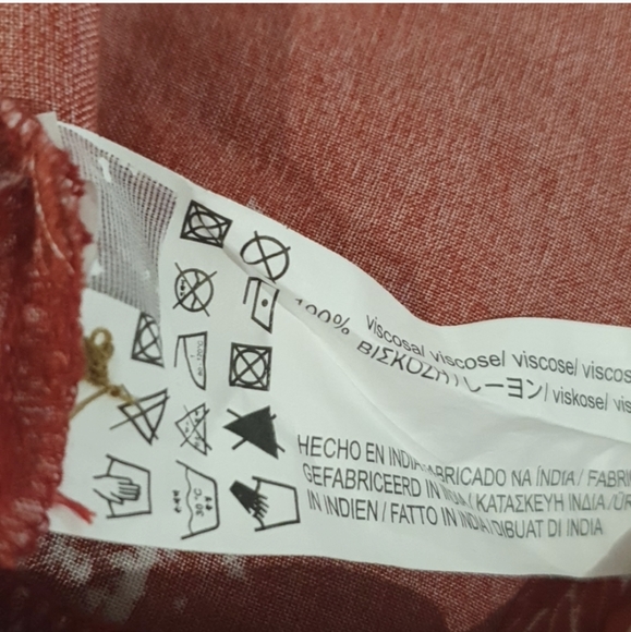 Pull & Bear Paradise League Size 12 approx Red Button Up Top - Picture 6 of 6